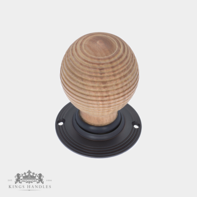 Oak Beehive Mk.2 with Dark Bronze Backplate (B OB2) - Image 1