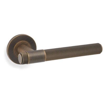 Kingston Reeded lever on Round Rose - AW242 - Image 6