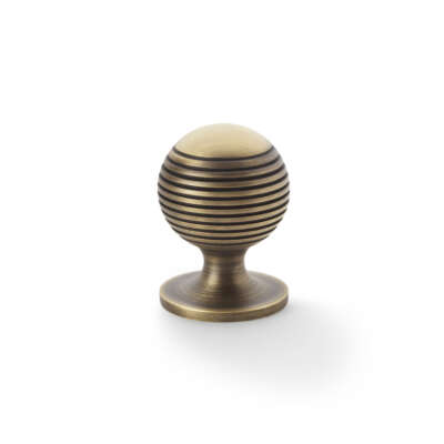 Caesar Cupboard Knob on Round Rose - Image 3